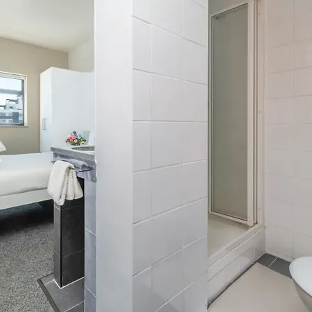 Metropole Green Point - 2Nd Floor Rooms Kapstadt Exterior foto
