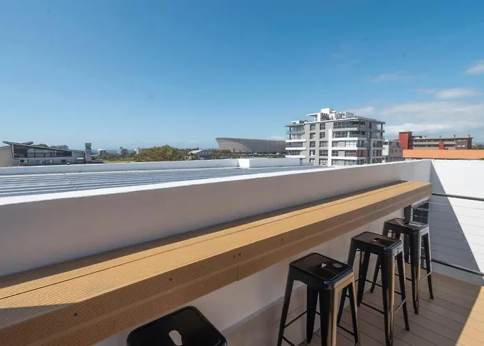 Metropole Green Point - 2Nd Floor Rooms